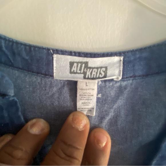 Ali& Kris Denim Collared Button Up Dress size Large - Picture 2 of 5